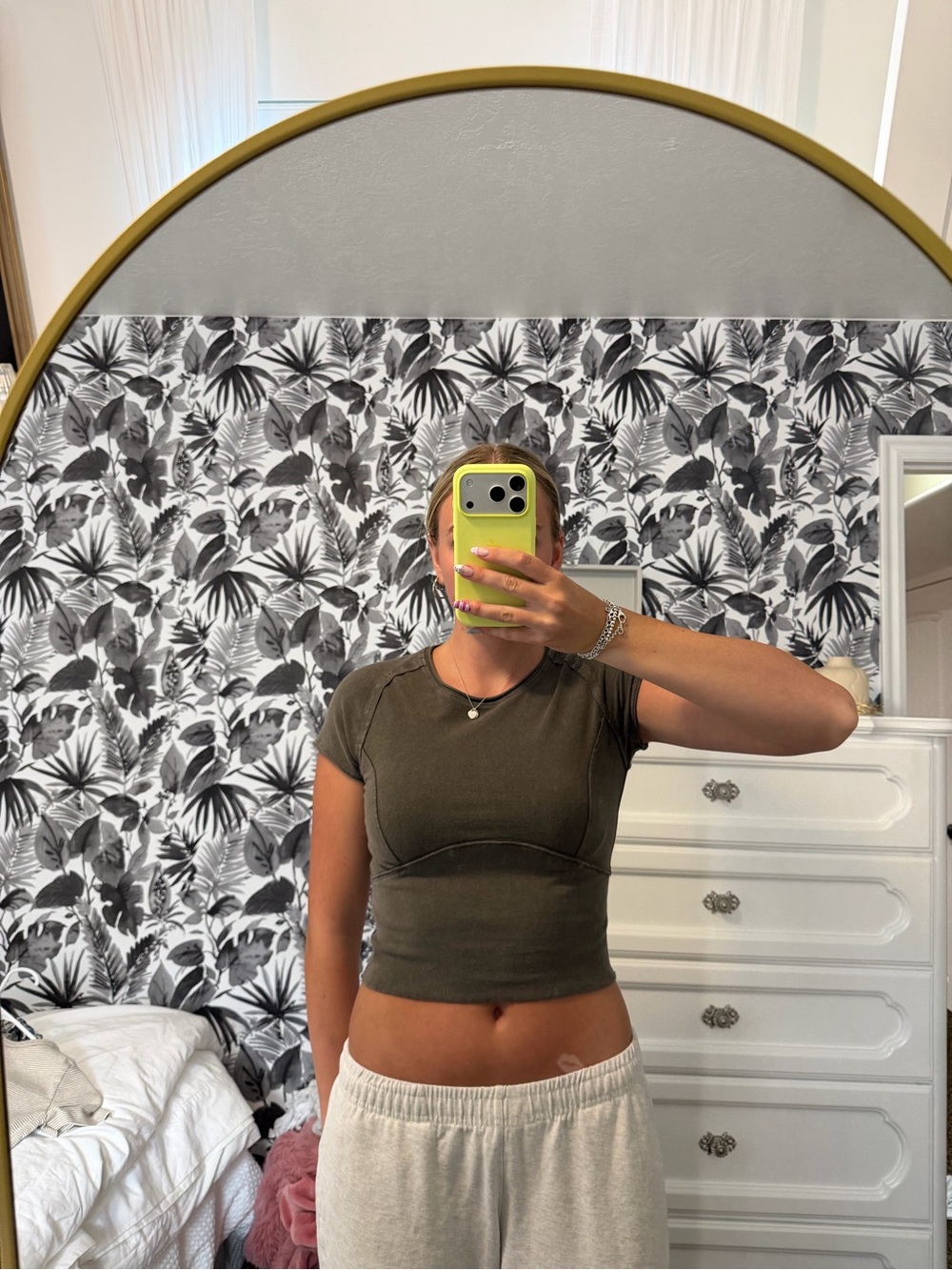 Women’s Olive Green/brown Short Sleeve Crop Top